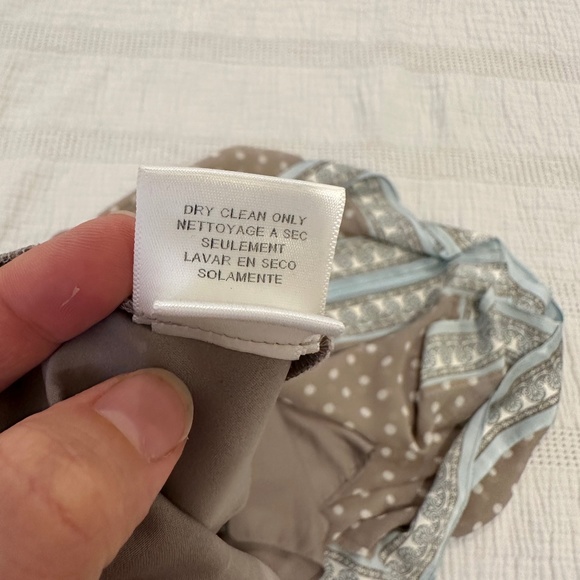 BCBGMAXAZRIA Halter neck silk dress in polka dots - Picture 5 of 9